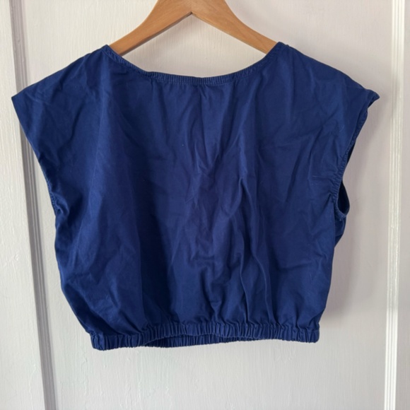 Everlane Top - Picture 2 of 2